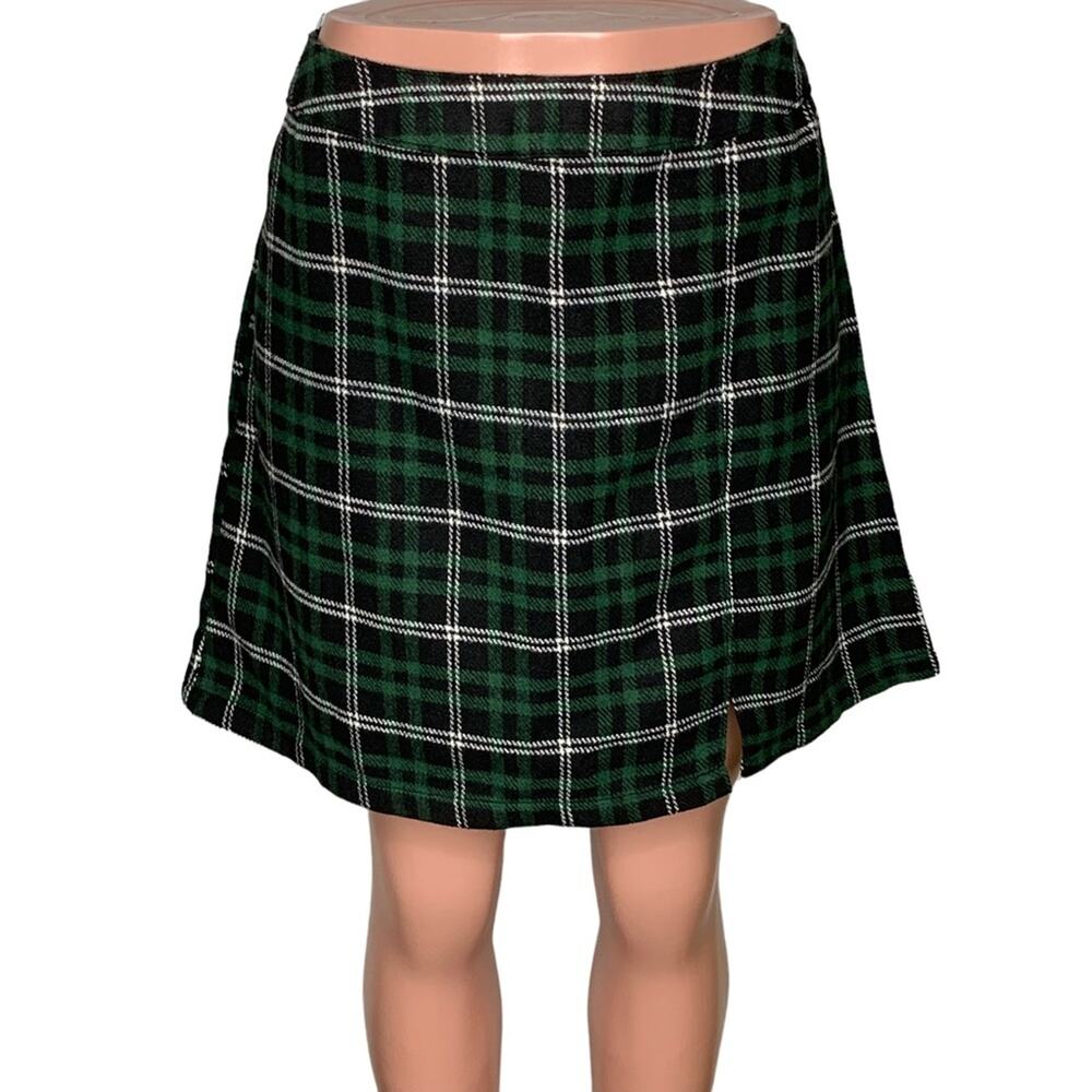 No Boundaries Junior Skirt Size 15/17 Green White and Black Zipper on Ba…